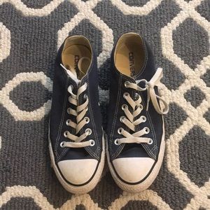 Navy blue all star converse